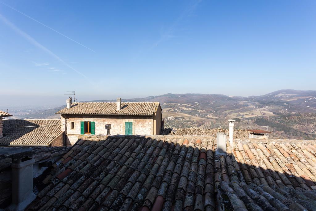 Bed And Breakfast A Casa Delle Fate Assisi Exterior photo