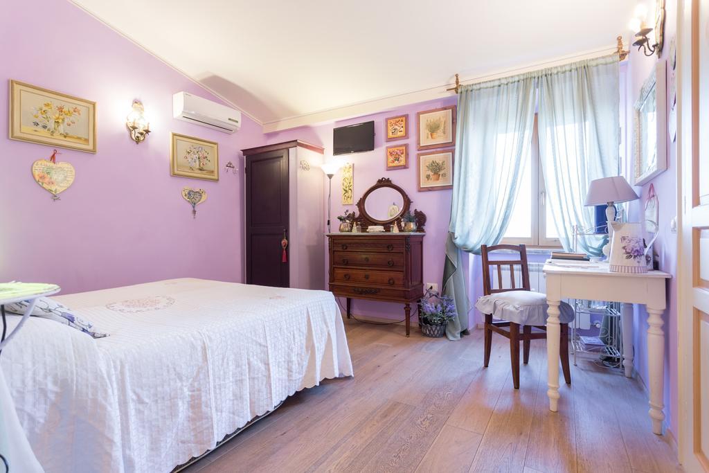Bed And Breakfast A Casa Delle Fate Assisi Exterior photo