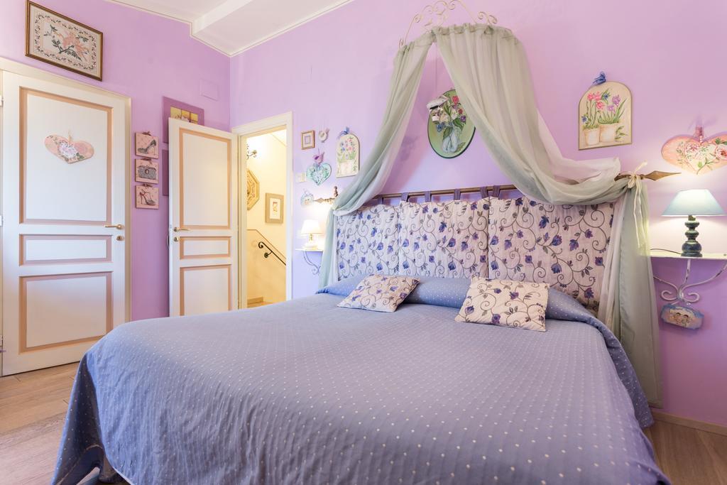 Bed And Breakfast A Casa Delle Fate Assisi Exterior photo