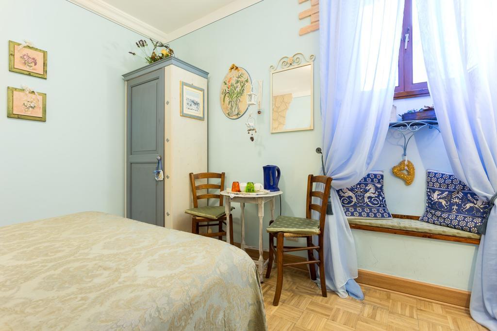 Bed And Breakfast A Casa Delle Fate Assisi Exterior photo
