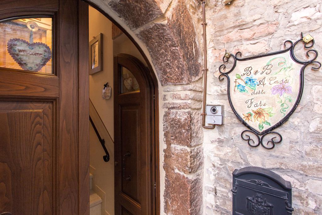 Bed And Breakfast A Casa Delle Fate Assisi Exterior photo